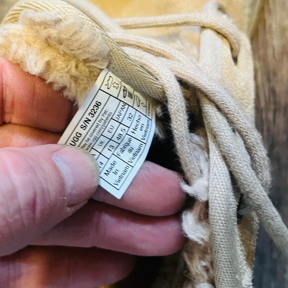 Ugg Burleigh Chukka Boots Men's Tan Suede UGG Plush SZ 14 - Picture 4 of 9